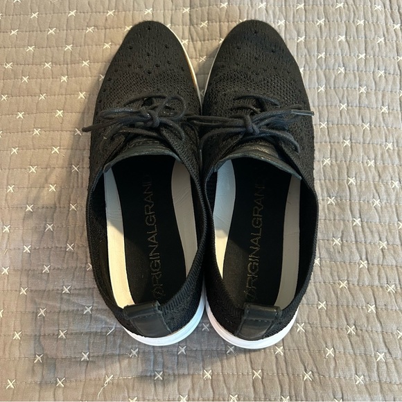Cole Haan Women’s OriginalGrand Black Sneakers with White Sole Sz 8.5 - Picture 3 of 9